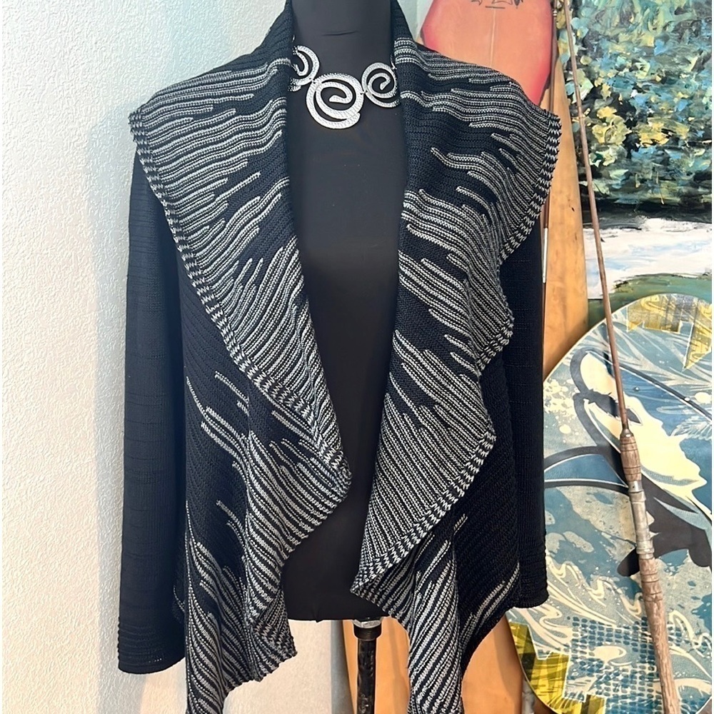 Georgina Estefania,Asymmetric Hem,Fitted Sleeves,Cropped Knit Sweater/Top, Small